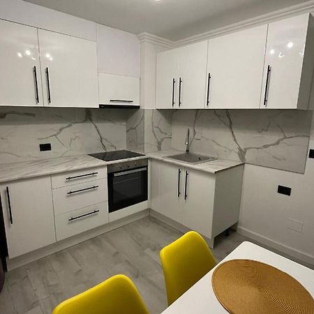 Ely Apartaments Borşa エクステリア 写真